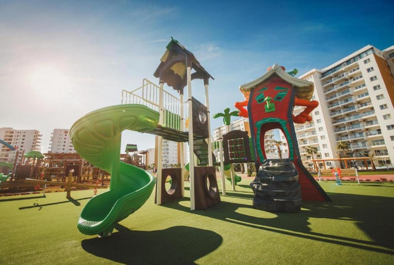Aurelius Pool Apartments In Caesar Resort & Spa Perivolia tou Trikomou Kültér fotó