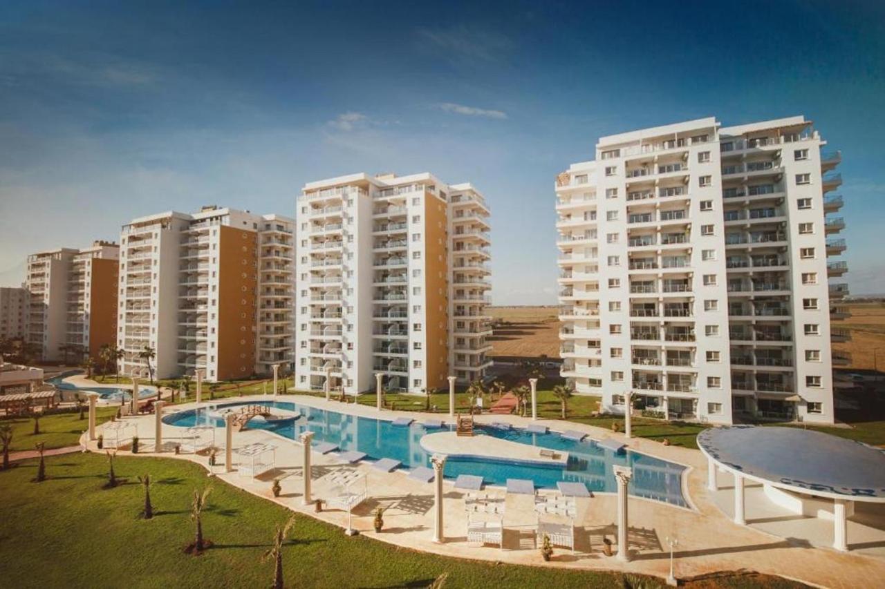 Aurelius Pool Apartments In Caesar Resort & Spa Perivolia tou Trikomou Kültér fotó