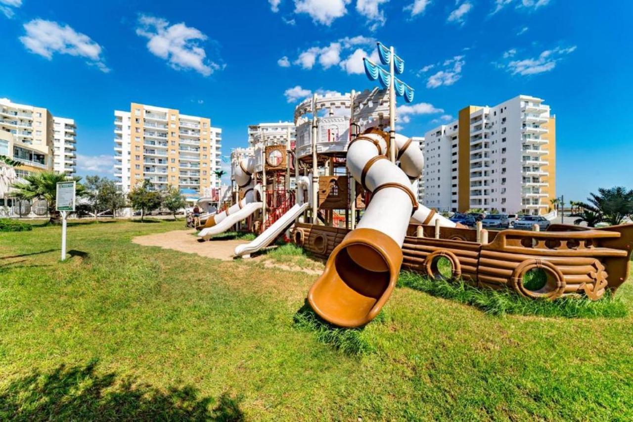 Aurelius Pool Apartments In Caesar Resort & Spa Perivolia tou Trikomou Kültér fotó